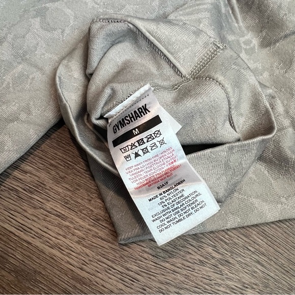 Gymshark Gray Pattern Bike Shorts - Picture 3 of 3